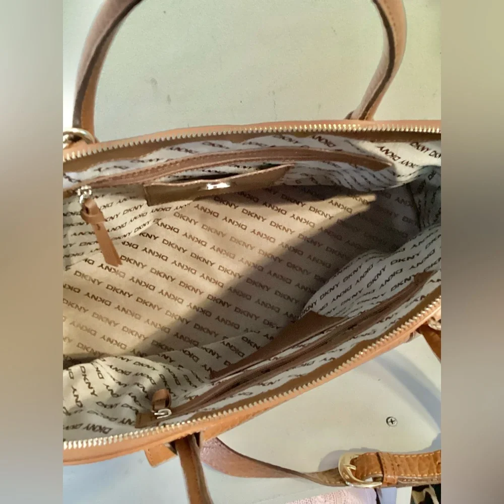 DKNY Large Tan & Brown Dome Monogram Satchel Bag w Strap - Picture 12 of 15